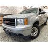 Image 1 : 2011 GMC SIERRA, SILVER, 275903 KMS, 4X4. - D348404