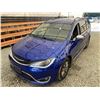Image 4 : 2019 CHRYSLER PACIFICA HYBRID, BLUE, 202852 KMS, FRONT WHEEL DRIVE. - D599949