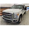 Image 3 : 2012 FORD F350, WHITE, 167683 KMS, 4X4. - DA74003