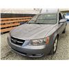 Image 3 : 2008 HYUNDAI SONATA, GREY, 185512 KMS, FRONT WHEEL DRIVE. - D323063
