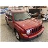 Image 10 : 2011 JEEP PATRIOT, RED, 215048 KMS, FOUR WHEEL DRIVE. - B113145