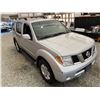 Image 10 : 2005 NISSAN PATHFINDER LE, GREY, 276948 KMS, FOUR WHEEL DRIVE. - B723989