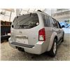 Image 14 : 2005 NISSAN PATHFINDER LE, GREY, 276948 KMS, FOUR WHEEL DRIVE. - B723989