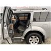 Image 45 : 2005 NISSAN PATHFINDER LE, GREY, 276948 KMS, FOUR WHEEL DRIVE. - B723989