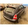 Image 10 : 2011 HYUNDAI ACCENT, GREY, 149743 KMS, FRONT WHEEL DRIVE. - J202842