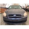 Image 3 : 2011 HYUNDAI ACCENT, GREY, 149743 KMS, FRONT WHEEL DRIVE. - J202842