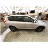 Image 12 : 2007 Toyota Rav4, Silver, 190469 miles KMS, Four Wheel Drive. - D019858