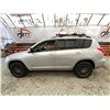 Image 23 : 2007 Toyota Rav4, Silver, 190469 miles KMS, Four Wheel Drive. - D019858