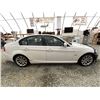 Image 11 : 2011 BMW 328I, WHITE, 175588 KMS, ALL WHEEL DRIVE. - D773189