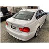 Image 16 : 2011 BMW 328I, WHITE, 175588 KMS, ALL WHEEL DRIVE. - D773189