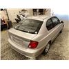 Image 16 : 2005 HYUNDAI ACCENT, GREY, 235882 KMS, FRONT WHEEL DRIVE. - B339442