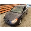 Image 2 : 2011 HYUNDAI ACCENT, GREY, 149743 KMS, FRONT WHEEL DRIVE. - J202842