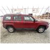 Image 11 : 2011 JEEP PATRIOT, RED, 215048 KMS, FOUR WHEEL DRIVE. - B113145