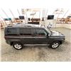 Image 13 : 2011 JEEP PATRIOT, GREY, 148 KMS, FOUR WHEEL DRIVE. - J112199