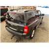 Image 16 : 2011 JEEP PATRIOT, GREY, 148 KMS, FOUR WHEEL DRIVE. - J112199