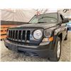 Image 2 : 2011 JEEP PATRIOT, GREY, 148 KMS, FOUR WHEEL DRIVE. - J112199