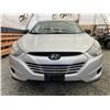 Image 5 : 2012 HYUNDAI TUCSON, SILVER, 209596 KMS, FRONT WHEEL DRIVE. - J481210