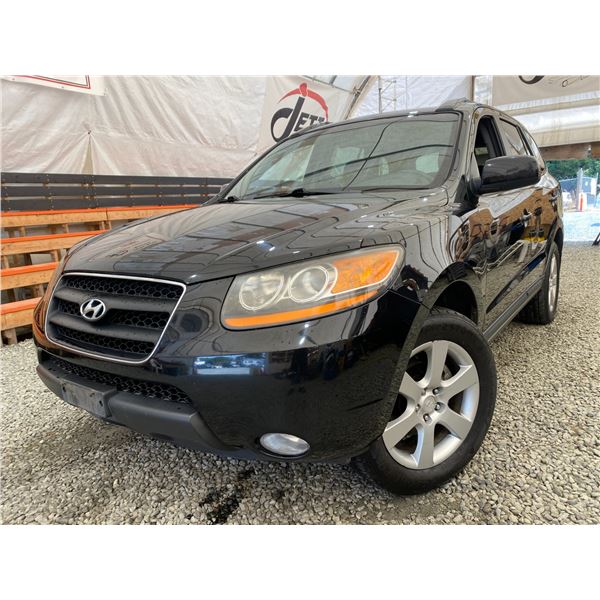 2009 HYUNDAI SANTE FE, BLACK, 300884 KMS, FRONT WHEEL DRIVE. NO RESERVE. - P258045