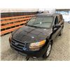 Image 4 : 2009 HYUNDAI SANTE FE, BLACK, 300884 KMS, FRONT WHEEL DRIVE. NO RESERVE. - P258045