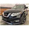 Image 1 : 2019 NISSAN ROGUE, BLACK, 70917 KMS, FOUR WHEEL DRIVE. - D708504