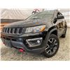 Image 1 : 2019 JEEP TRAILHAWK, BLACK, 120540 KMS, 4X4. - D826528
