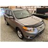 Image 10 : 2011 HYUNDAI SANTE FE, GREY, 181615 KMS, FOUR WHEEL DRIVE. - D027673