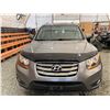 Image 6 : 2011 HYUNDAI SANTE FE, GREY, 181615 KMS, FOUR WHEEL DRIVE. - D027673
