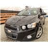 Image 1 : 2015 CHEVROLET SONIC, BLACK, 150735 KMS, FRONT WHEEL DRIVE. - J200130