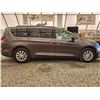 Image 10 : 2017 CHRYSLER PACIFICA TOURING L, GREY, 120705 KMS, FRONT WHEEL DRIVE. - D628757