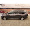 Image 25 : 2017 CHRYSLER PACIFICA TOURING L, GREY, 120705 KMS, FRONT WHEEL DRIVE. - D628757