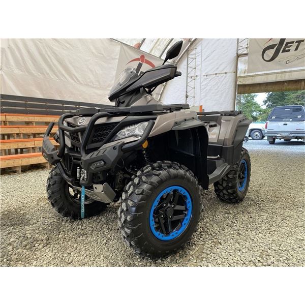 2022 CF MOTO OVERLAND 1000CC, GREY, 1191 KMS "REPO UNIT"