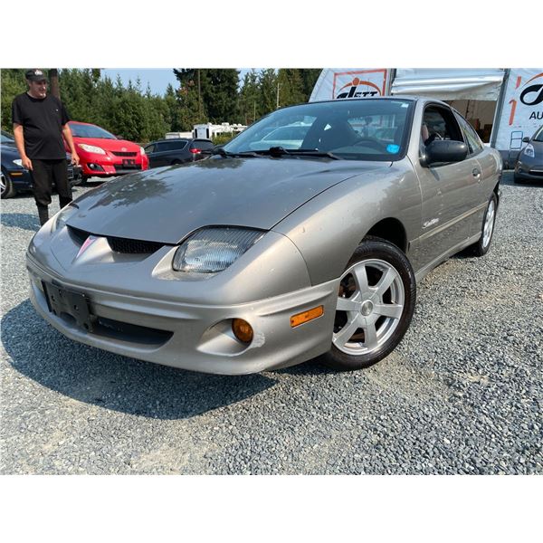 2002 PONTIAC SUNFIRE, GOLD, 129182 KMS, FRONT WHEEL DRIVE. - J155481