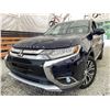 Image 1 : 2017 MITSUBISHI OUTLANDER BLUE, 167487 KMS, FOUR WHEEL DRIVE. - D612165