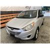 Image 3 : 2012 HYUNDAI TUCSON, SILVER, 209596 KMS, FRONT WHEEL DRIVE. - J481210
