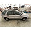 Image 13 : 2006 CHEVY EQUINOX, SILVER, 247694 KMS, FRONT WHEEL DRIVE. - B047413