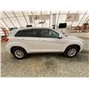 Image 11 : 2011 MITSUBISHI RVR, WHITE, 219724 KMS, FOUR WHEEL DRIVE. - D601855
