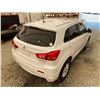 Image 16 : 2011 MITSUBISHI RVR, WHITE, 219724 KMS, FOUR WHEEL DRIVE. - D601855