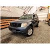Image 1 : 2006 NISSAN PATHFINDER, BLUE, 226370 MILES, 4X4. - B620244
