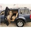 Image 45 : 2006 NISSAN PATHFINDER, BLUE, 226370 MILES, 4X4. - B620244