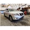 Image 8 : 2014 NISSAN PATHFINDER, GREY, 186950 KMS, FOUR WHEEL DRIVE. - D600251