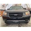 Image 5 : 2009 HYUNDAI SANTE FE, BLACK, 300884 KMS, FRONT WHEEL DRIVE. NO RESERVE. - P258045