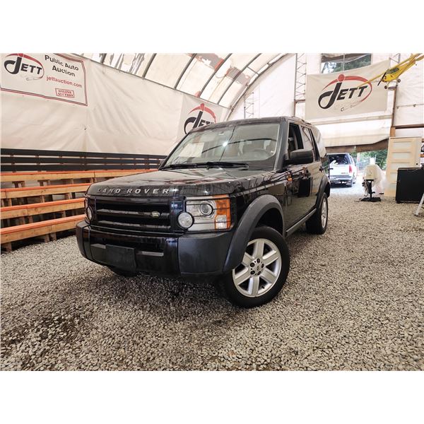 2005 LAND ROVER LR3, BLACK, 313891 KMS, FOUR WHEEL DRIVE. - J304565