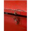 Image 4 : 511 -- RED TOOL BOX