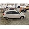 Image 12 : 2013 KIA RIO, WHITE, 188538 KMS, FRONT WHEEL DRIVE. NO RESERVE. - D810889