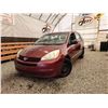 Image 1 : 2004 TOYOTA SIENNA, RED, 351230 KMS, FRONT WHEEL DRIVE. - D210462