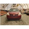 Image 5 : 2004 TOYOTA SIENNA, RED, 351230 KMS, FRONT WHEEL DRIVE. - D210462