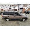 Image 13 : 2005 GMC ENVOY, GREY, 195753 KMS, FOUR WHEEL DRIVE. - D310966