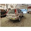 Image 14 : 2006 NISSAN X-TRAIL, SILVER, 303604 KMS, FOUR WHEEL DRIVE. - D210684