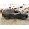 Image 12 : 2019 NISSAN ROGUE, BLACK, 70917 KMS, FOUR WHEEL DRIVE. - D708504