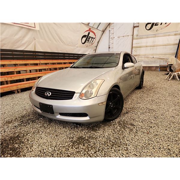 2003 INFINITI G35, SILVER, 220989 KMS, REAR WHEEL DRIVE. - B207510